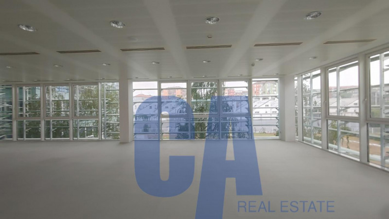 Immagine 1 di Ufficio in affitto  in VIA FRACCAROLI ARNALDO a Milano