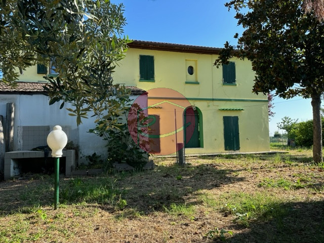 Immagine 1 di Rustico / casale in vendita  a Santarcangelo Di Romagna