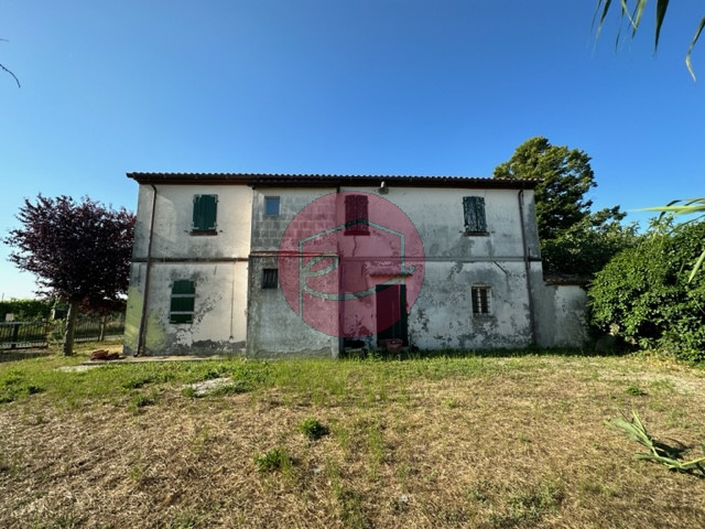 Immagine 9 di Rustico / casale in vendita  a Santarcangelo Di Romagna