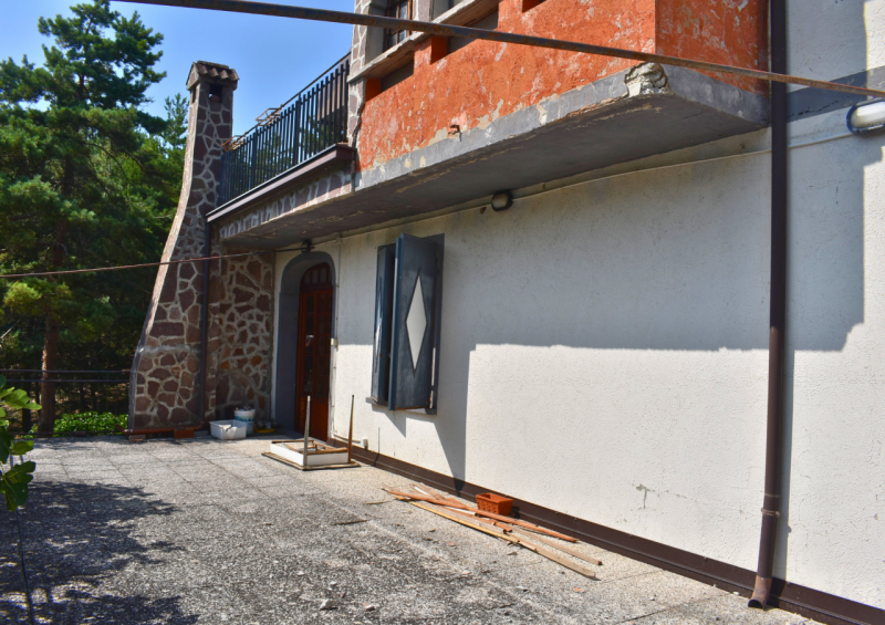 Immagine 37 di Casa trifamiliare in vendita  in Strada Le Mole a Neviano Degli Arduini