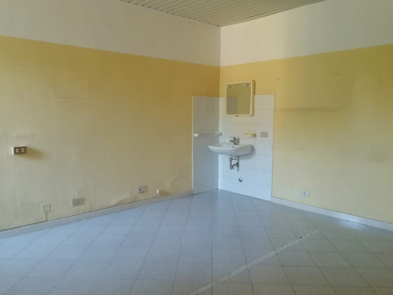 Immagine 6 di Ufficio in affitto  in Piazza XX Settembre a Rovigo