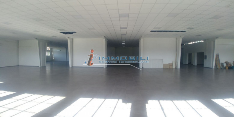 Immagine 5 di Capannone industriale in vendita  in VIA RESTELLI a Gorgonzola