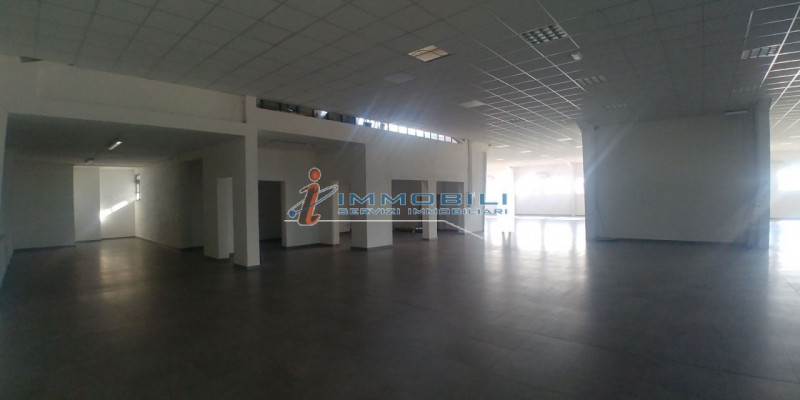 Immagine 17 di Capannone industriale in vendita  in VIA RESTELLI a Gorgonzola