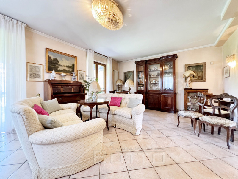 Immagine 12 di Casa indipendente in vendita  in via della madonna n 36 a Grignasco