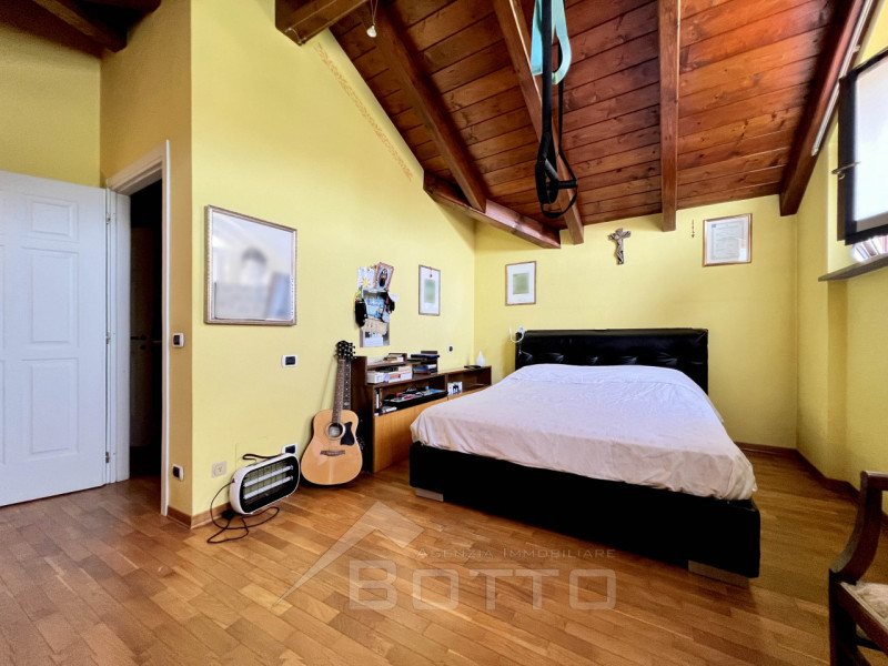 Immagine 20 di Casa indipendente in vendita  in via della madonna n 36 a Grignasco