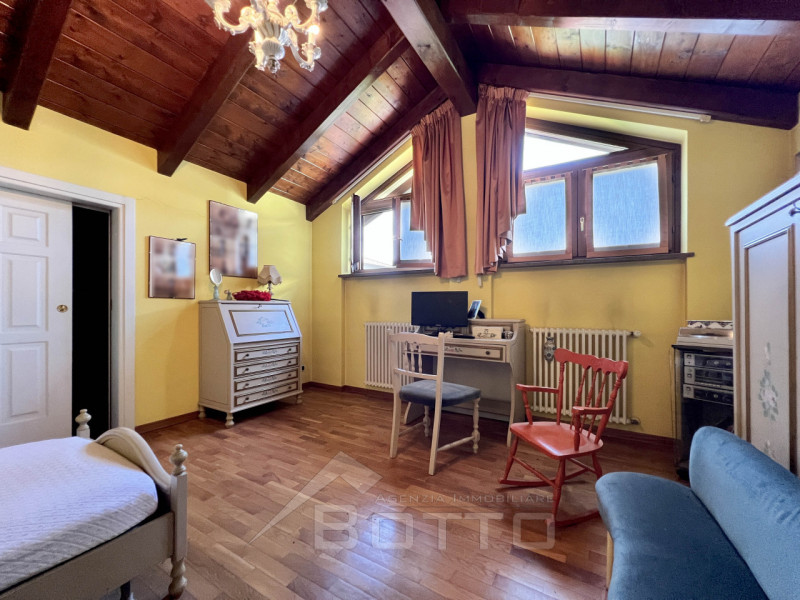 Immagine 23 di Casa indipendente in vendita  in via della madonna n 36 a Grignasco