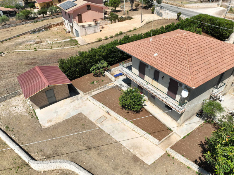 Immagine 38 di Casa indipendente in vendita  in San Giovanni Lo Pirato, scicli a Modica