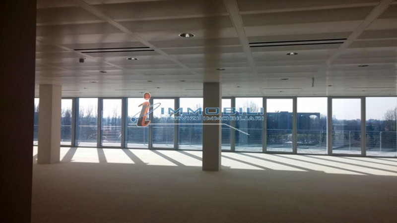 Immagine 7 di Ufficio in affitto  in VIA MONDADORI a Segrate