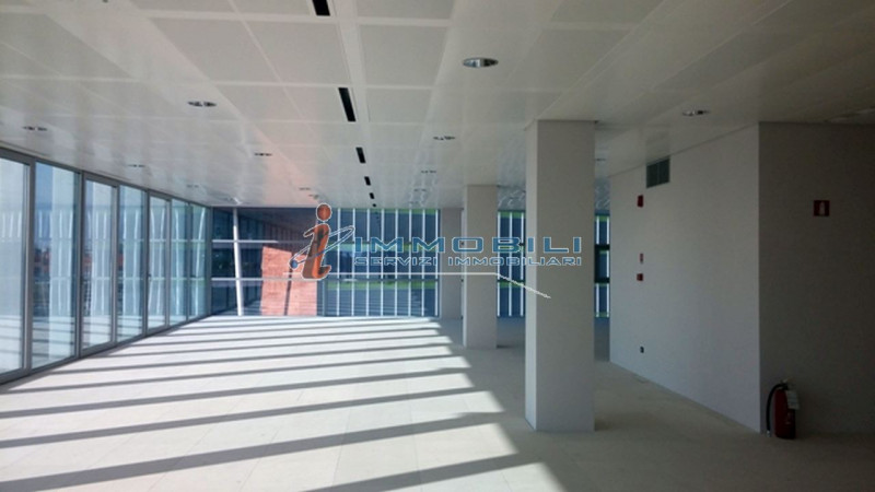 Immagine 8 di Ufficio in affitto  in VIA MONDADORI a Segrate