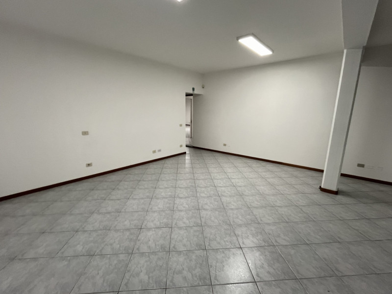 Immagine 15 di Ufficio in vendita  in Via della Provvidenza a Rubano