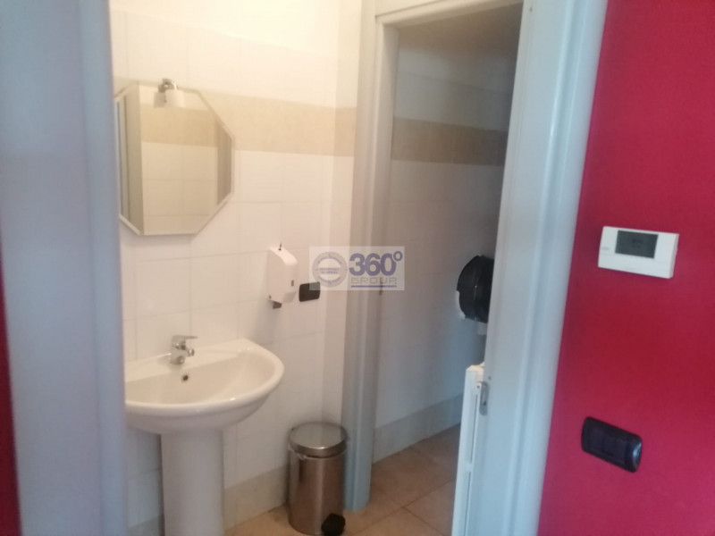 Immagine 19 di Capannone industriale in vendita  in Via XXV Aprile a Rovato