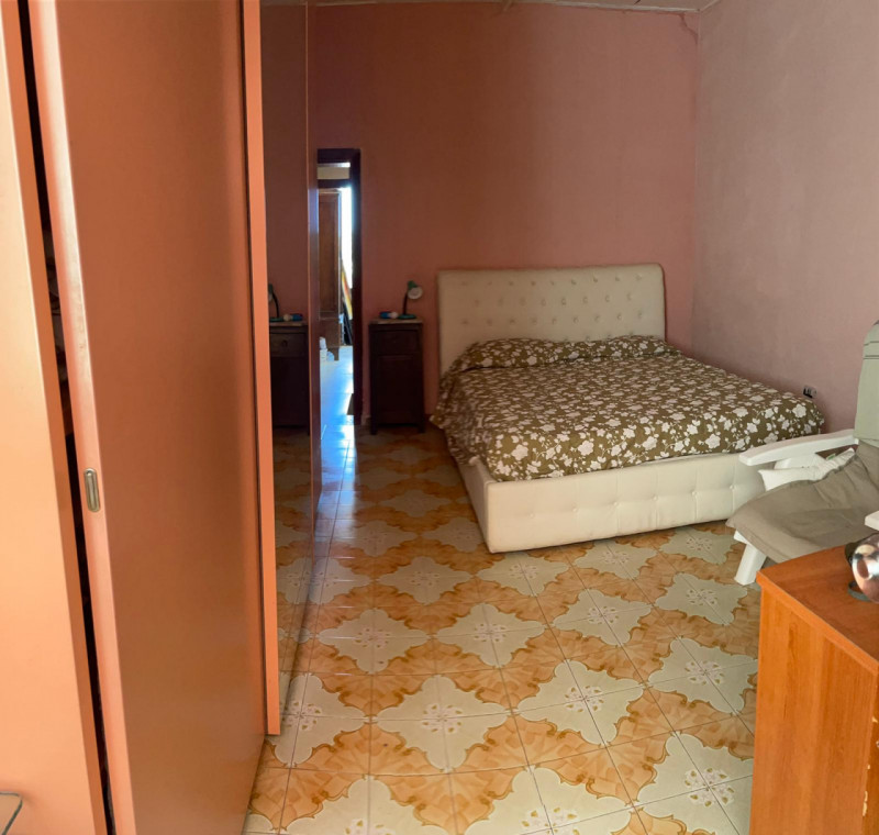 Immagine 8 di Casa indipendente in vendita  a Canicattini Bagni