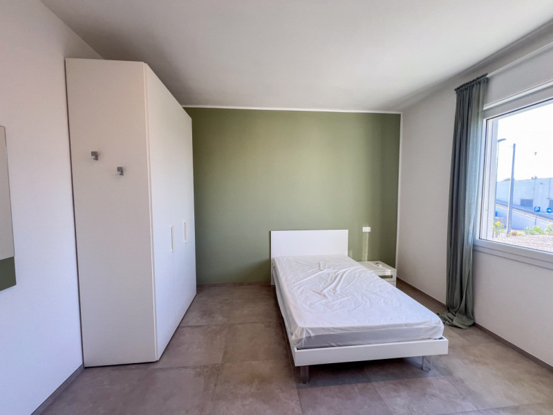 Immagine 2 di Camera in affitto  in VIA ROMEA 130 a Legnaro