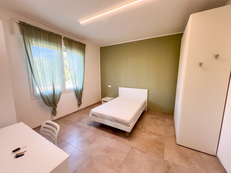 Immagine 13 di Camera in affitto  in VIA ROMEA 130 a Legnaro