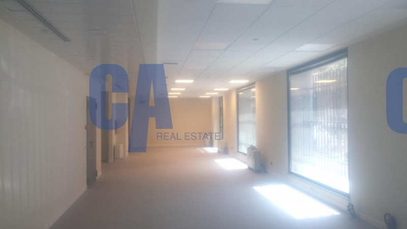 Immagine 2 di Negozio in affitto  in VIA SILE a Milano