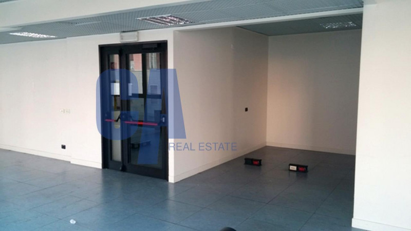 Immagine 11 di Negozio in affitto  in VIA SILE a Milano