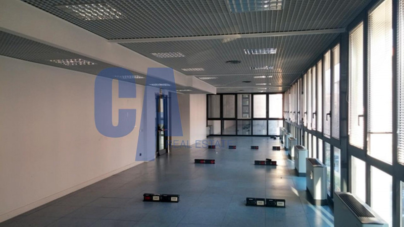 Immagine 13 di Negozio in affitto  in VIA SILE a Milano