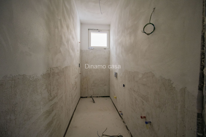 Immagine 11 di Appartamento in vendita  a Prato