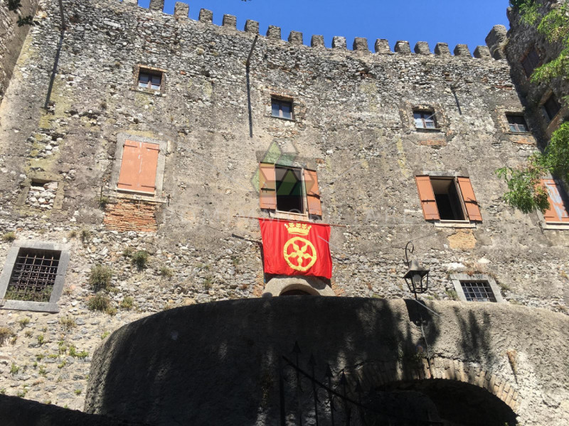 Immagine 2 di Palazzo in vendita  in Piazza Di Corte a Ciciliano
