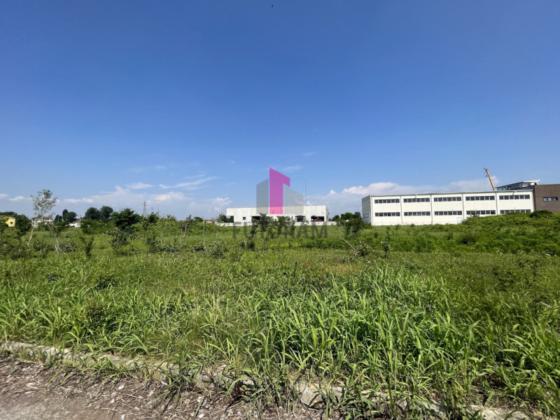 Immagine 10 di Terreno in vendita  in Via Olivetti a Piazzola Sul Brenta