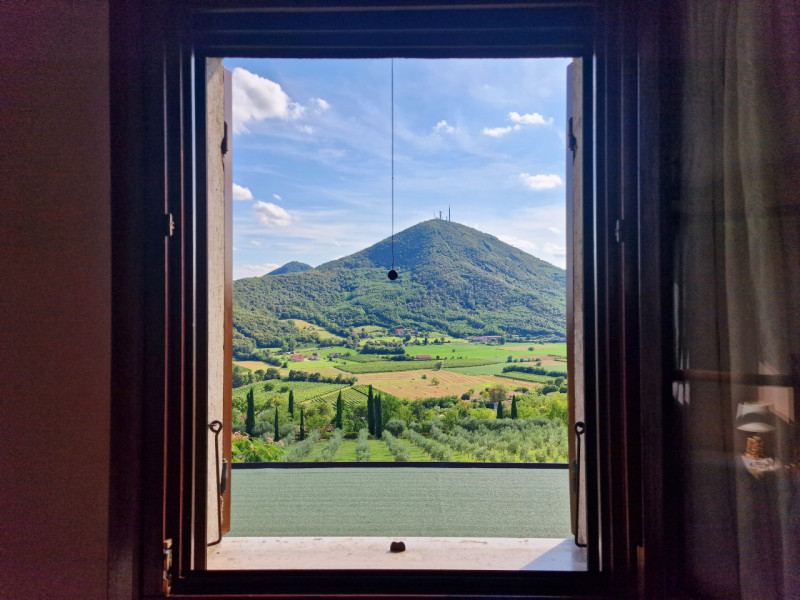 Immagine 5 di Casa indipendente in vendita  in via tormene a Baone