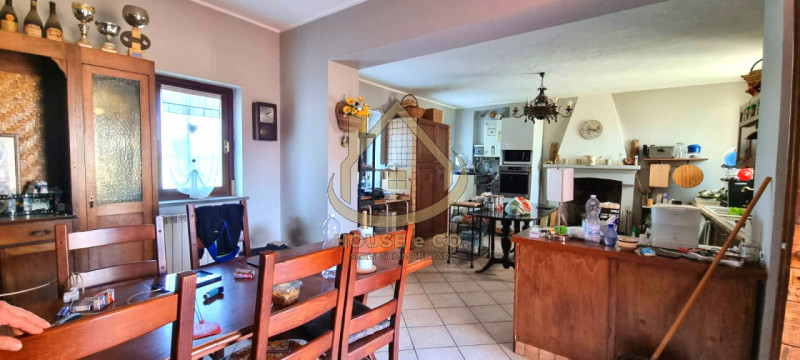 Immagine 8 di Casa bifamiliare in vendita  in VICINANZE GAMBOLO' a Gambolo'