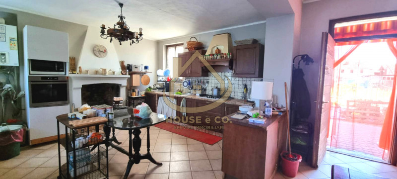 Immagine 11 di Casa bifamiliare in vendita  in VICINANZE GAMBOLO' a Gambolo'