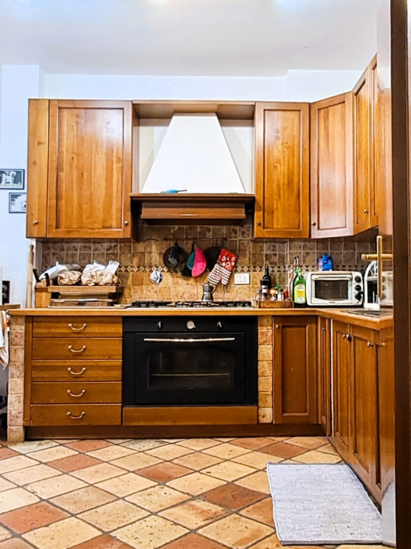 Immagine 9 di Villa in vendita  a Magione