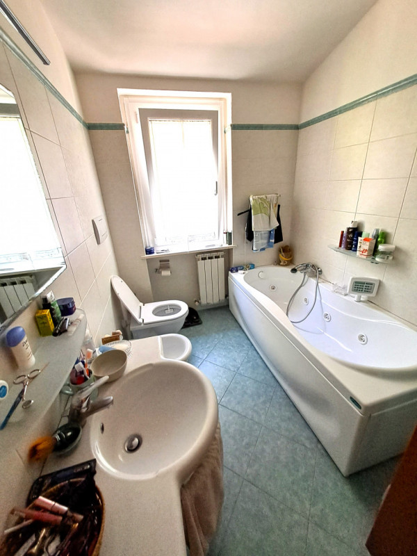 Immagine 10 di Villa in vendita  a Magione