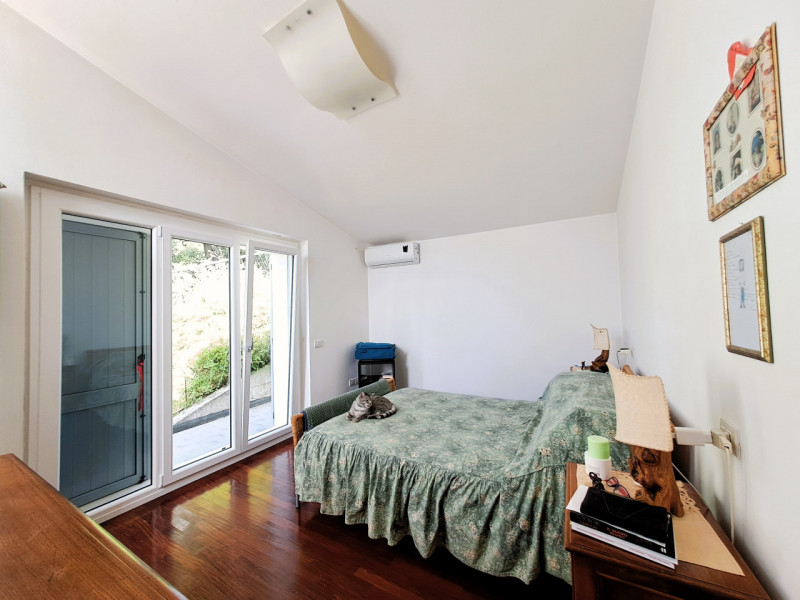 Immagine 12 di Villa in vendita  a Magione