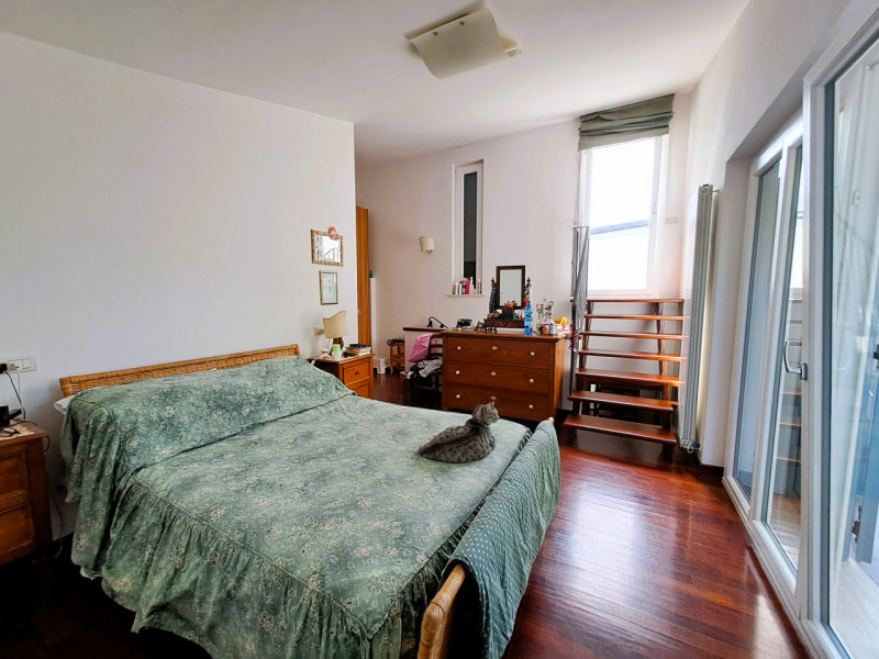 Immagine 13 di Villa in vendita  a Magione