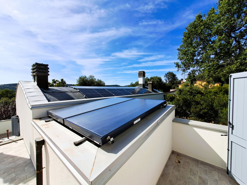 Immagine 14 di Villa in vendita  a Magione