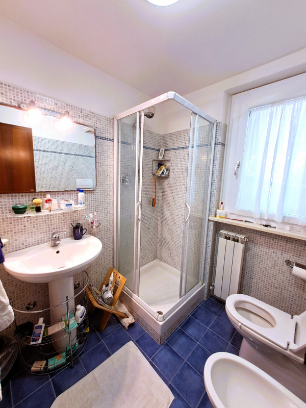 Immagine 21 di Villa in vendita  a Magione