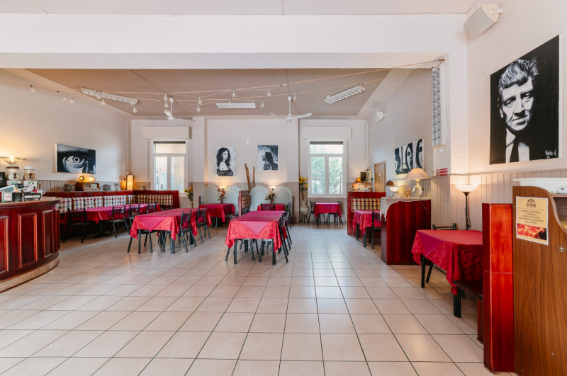 Immagine 4 di Attività commerciale in vendita  in piazza antonio gramsci 7 a Borgo Mantovano