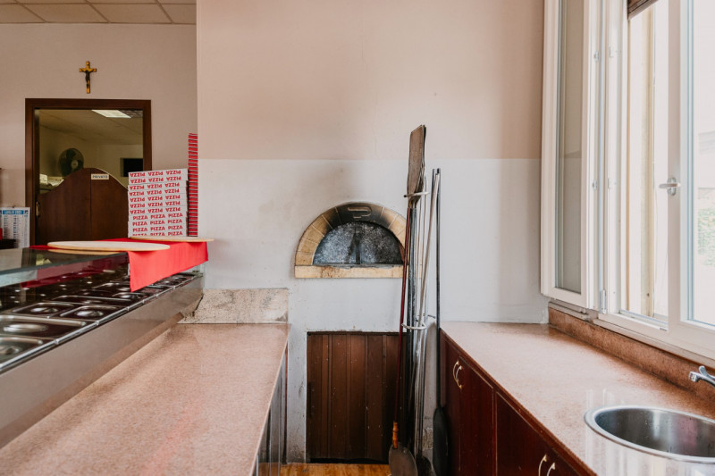 Immagine 17 di Attività commerciale in vendita  in piazza antonio gramsci 7 a Borgo Mantovano