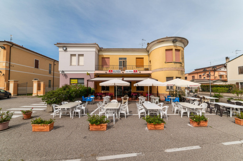 Immagine 22 di Attività commerciale in vendita  in piazza antonio gramsci 7 a Borgo Mantovano