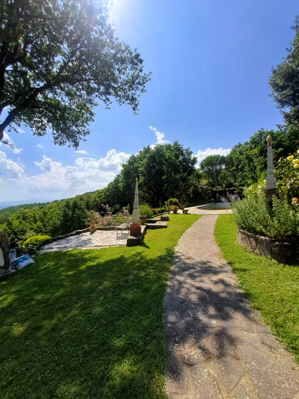 Immagine 10 di Rustico / casale in vendita  in Strada del Niccone a Tuoro Sul Trasimeno