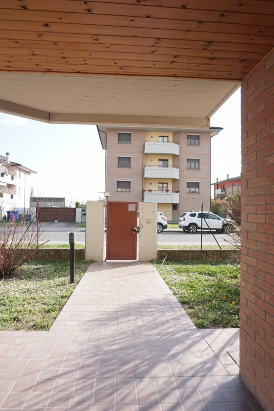 Immagine 31 di Appartamento in affitto  in Via Pertini 3 a Colorno