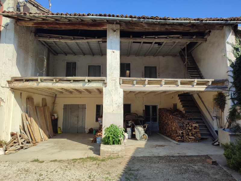 Immagine 12 di Rustico / casale in vendita  in Via 24 Maggio a Lonato del Garda