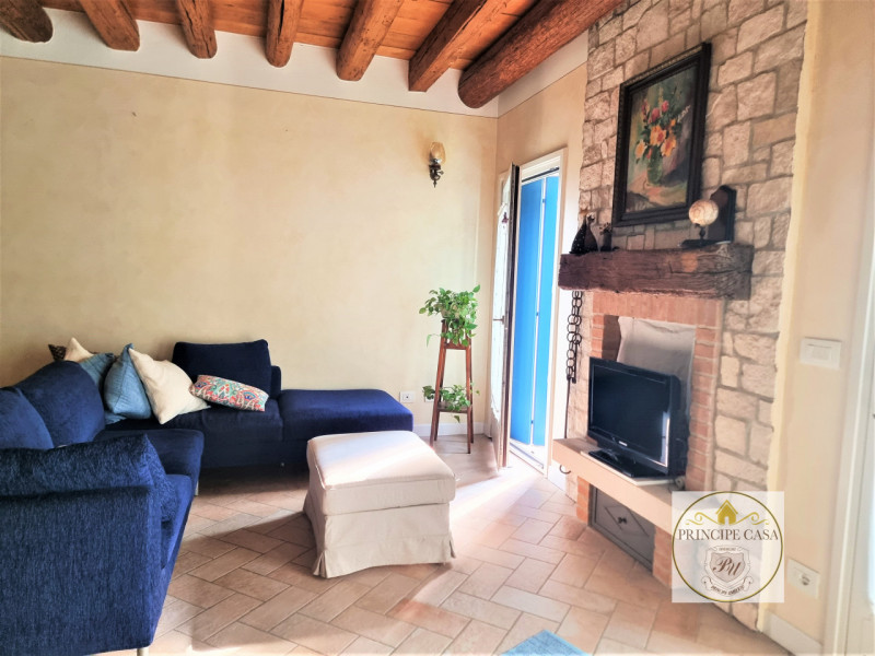 Immagine 2 di Villetta a schiera in vendita  in via zanchi a Este