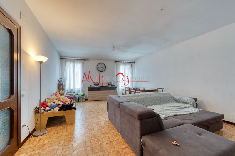 Immagine 4 di Appartamento in vendita  in Via San Giovanni da Verdara a Padova