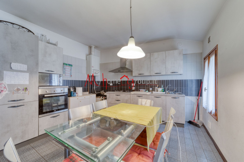 Immagine 7 di Appartamento in vendita  in Via San Giovanni da Verdara a Padova