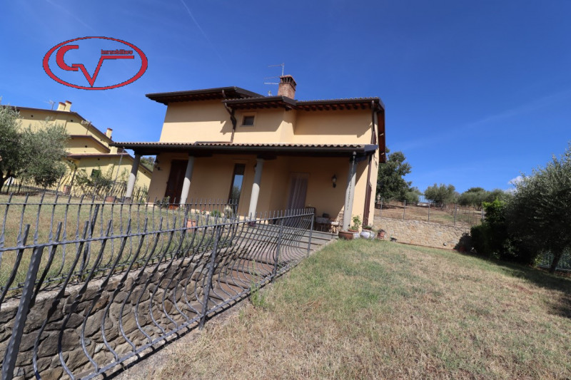 Immagine 3 di Villa in vendita  in san giustino valdarno a Loro Ciuffenna