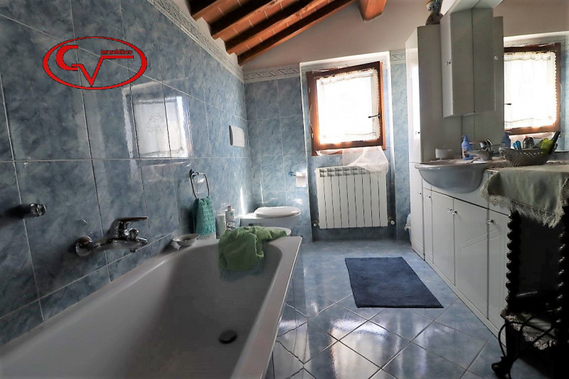 Immagine 16 di Villa in vendita  in san giustino valdarno a Loro Ciuffenna