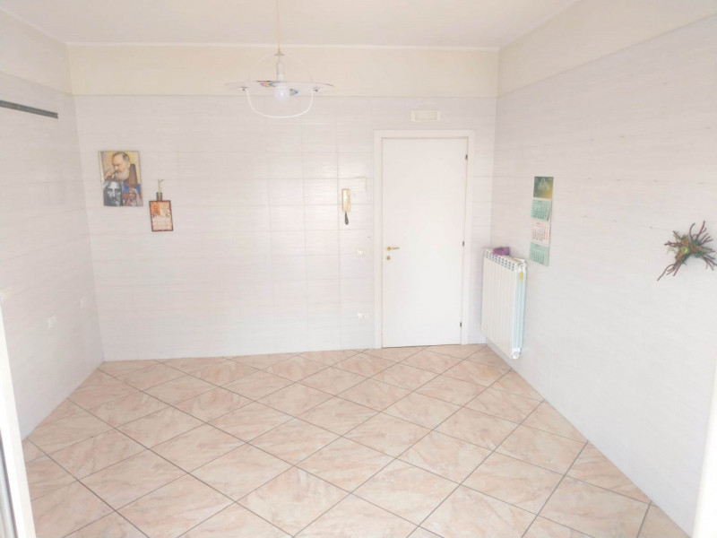 Immagine 4 di Appartamento in vendita  in CORSO UMBERTO a Casalnuovo Di Napoli