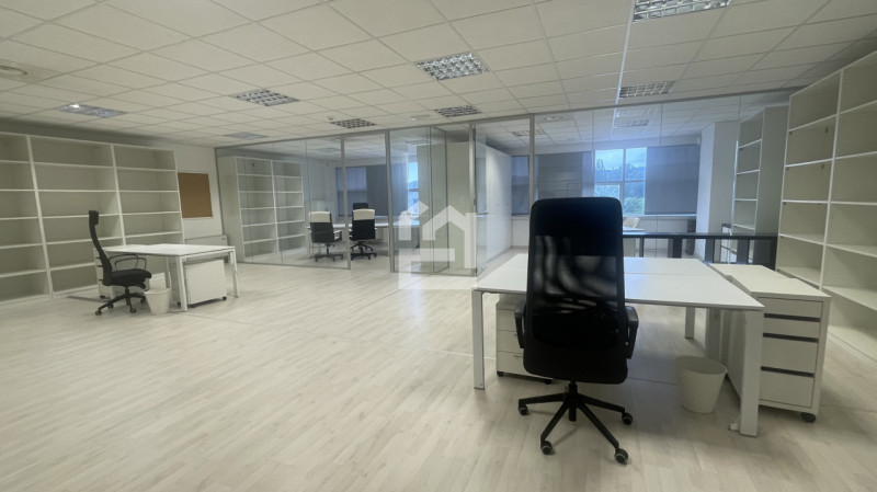 Immagine 6 di Attività commerciale in vendita  in Via Nazionale a Manerba Del Garda