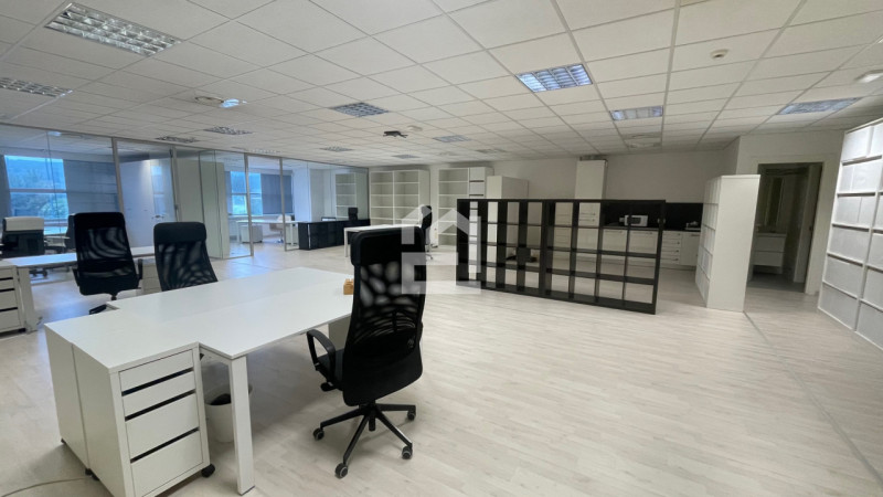 Immagine 7 di Attività commerciale in vendita  in Via Nazionale a Manerba Del Garda