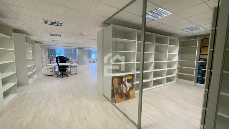 Immagine 10 di Attività commerciale in vendita  in Via Nazionale a Manerba Del Garda