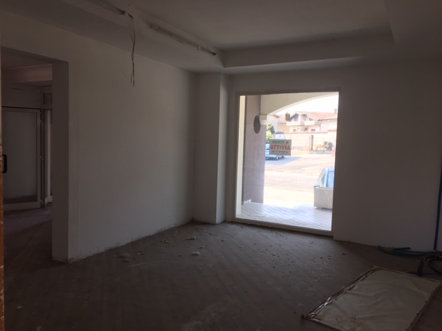 Immagine 14 di Negozio in vendita  in VIA BRESCA a Gambara