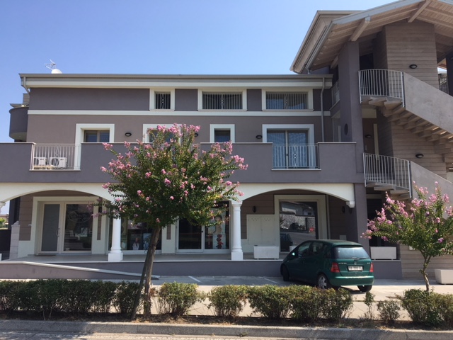 Immagine 22 di Negozio in vendita  in VIA BRESCA a Gambara